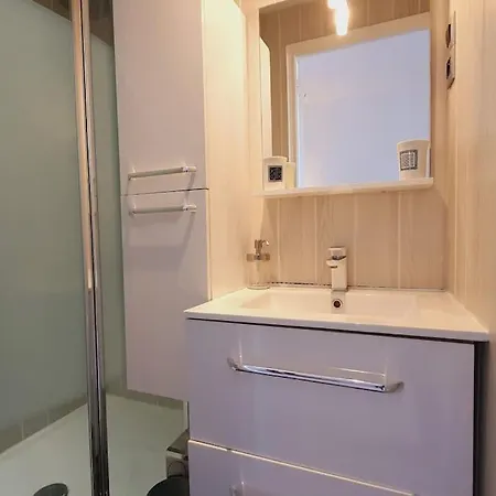 Apartment Duplex Les Palmiers Clim Wifi 1ere Ligne 4 Personnes - Rossiconciergerie - Linge Inclus *