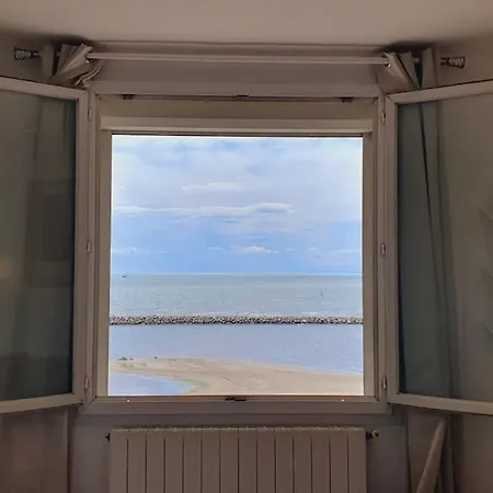 Apartment Duplex Les Palmiers Clim Wifi 1ere Ligne 4 Personnes - Rossiconciergerie - Linge Inclus Le Grau-du-Roi
