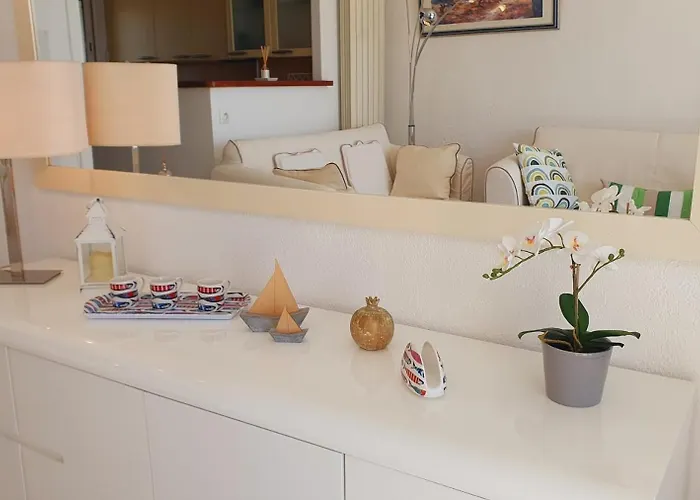 Duplex Les Palmiers Clim Wifi 1ère Ligne 4 Personnes - Rossiconciergerie - Linge Inclus * Le Grau-du-Roi
